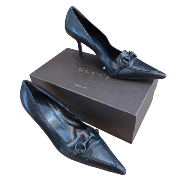 Gucci F/W 00'-01' Point Toe Leather Pumps with Horsebit Buckle