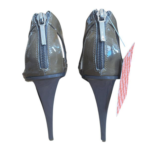 Authentic Galliano-Era Christian Dior Heels (2009) - Image 4